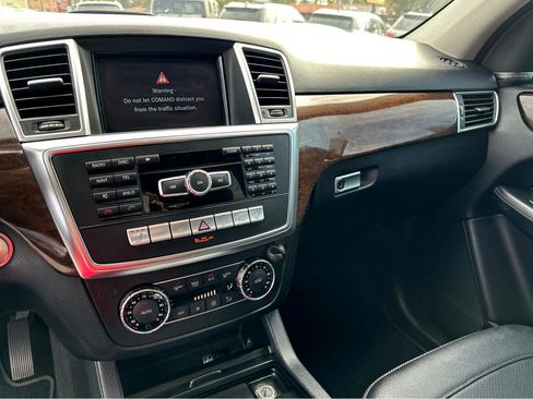 Used 2013 Mercedes-Benz ML 350 4MATIC w/ Premium 1 Pkg image 13