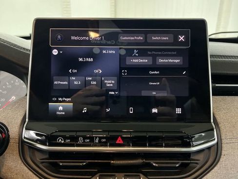 Used 2024 Jeep Compass Latitude AWD/4WD image 13