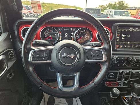 Used 2022 Jeep Wrangler Unlimited Rubicon w/ Xtreme Recon 35" Tire Package AWD/4WD image 21