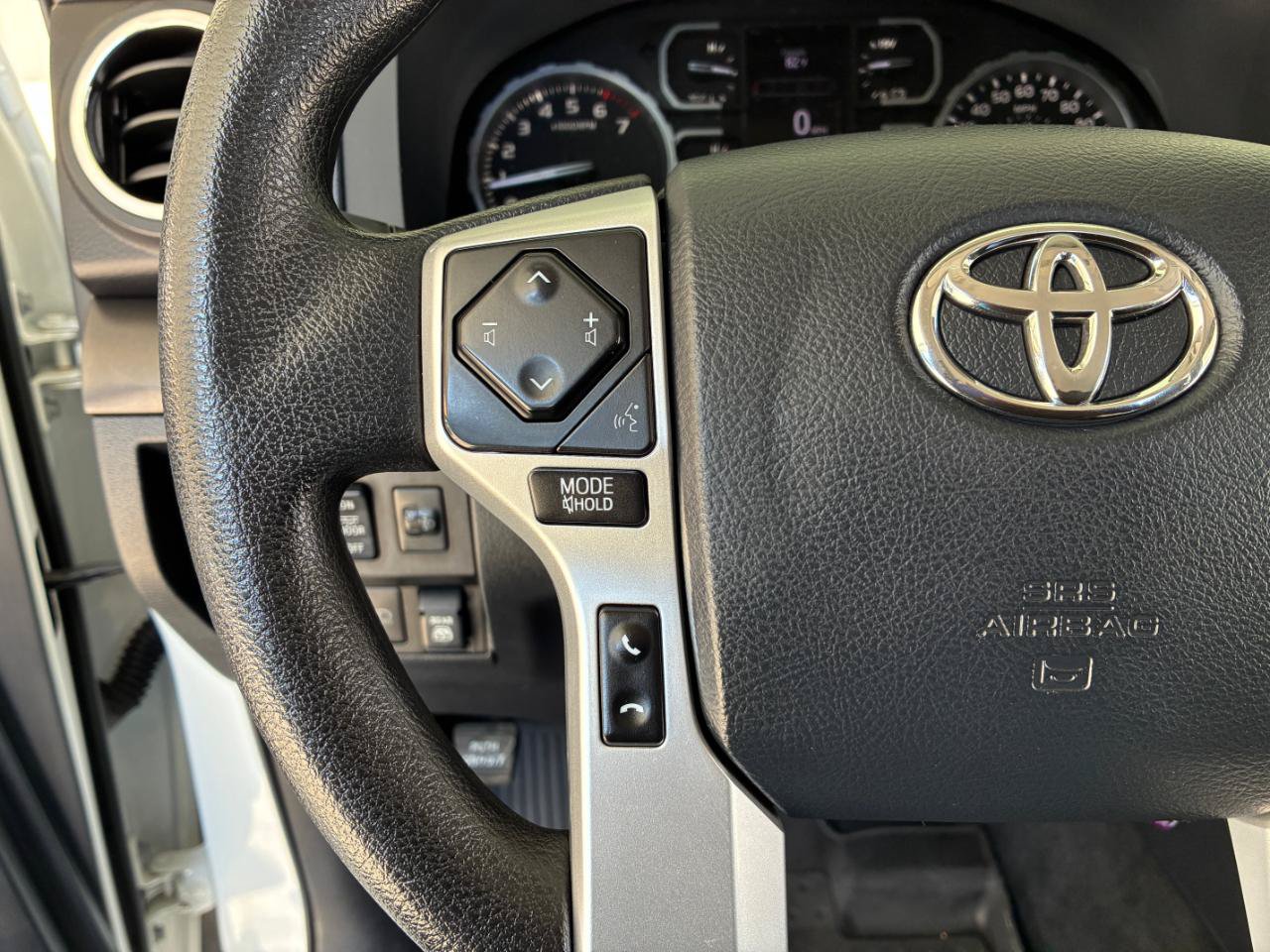 Used 2019 Toyota Tundra SR5 w/ SR5 Upgrade Package AWD/4WD image 26