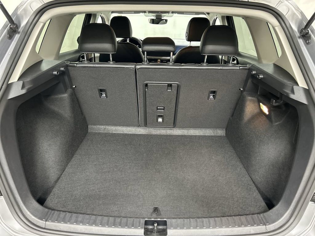 Certified 2023 Volkswagen Taos SE AWD/4WD image 21