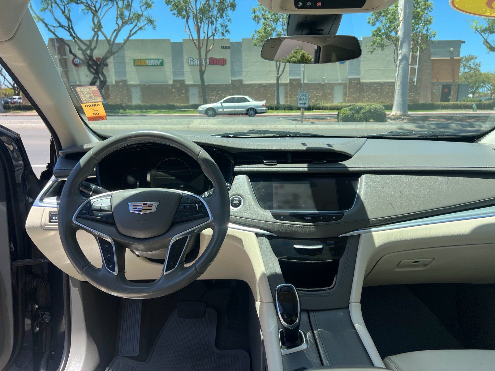 Used 2018 Cadillac XT5 Luxury w/ Driver Awareness Package AWD/4WD image 22