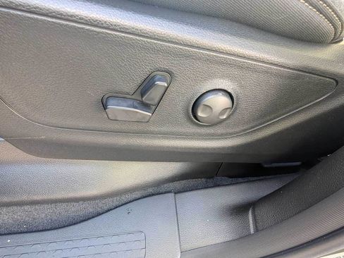 New 2026 RAM 1500 Big Horn AWD/4WD image 10