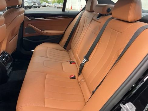 Used 2022 BMW 530i xDrive w/ Premium Package AWD/4WD image 7