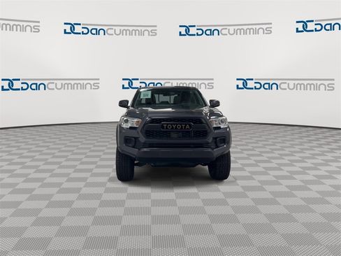 Used 2023 Toyota Tacoma Trail Edition w/ Trail Edition image 3