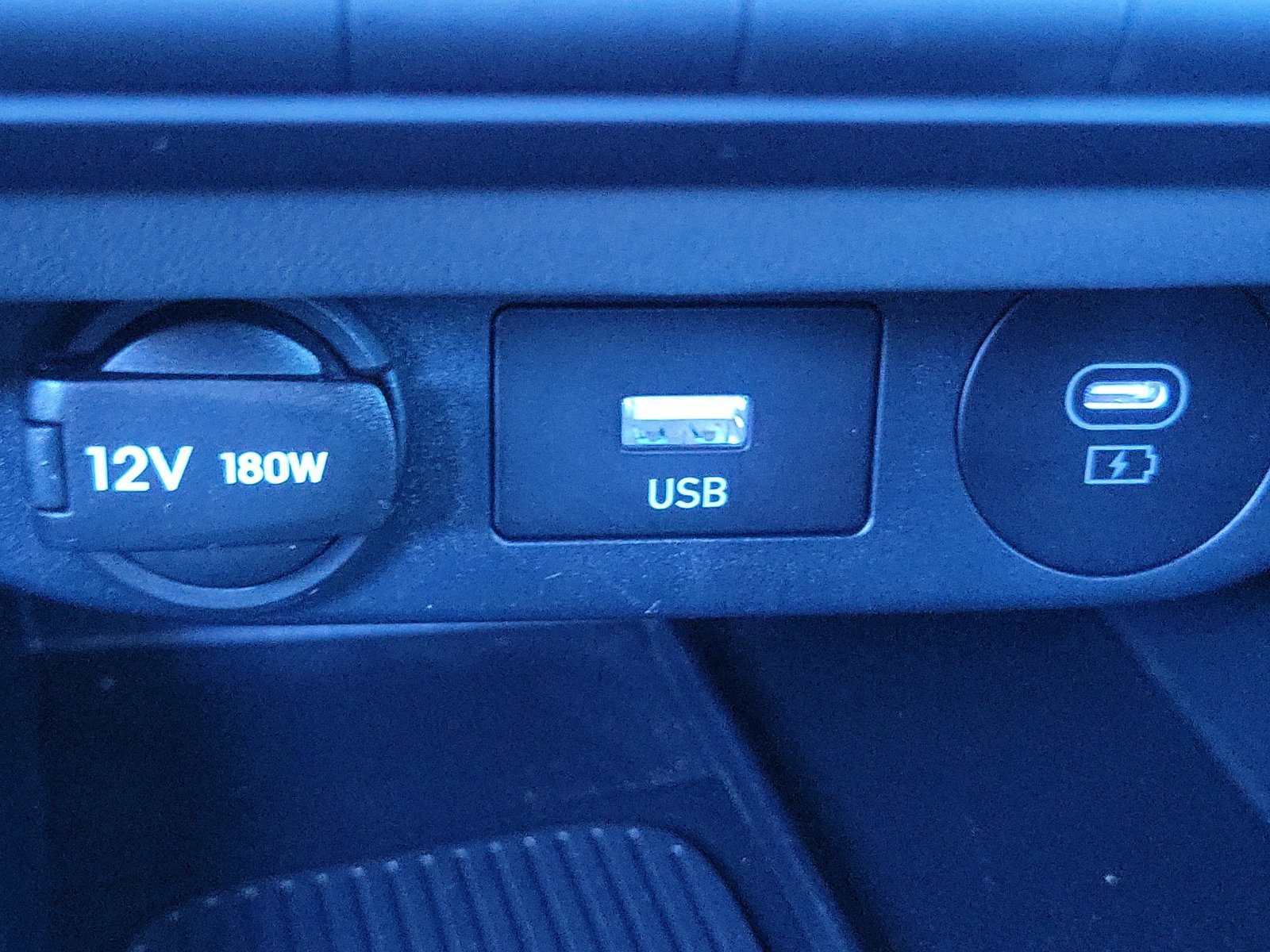 Certified 2025 Hyundai Elantra Sport FWD image 15