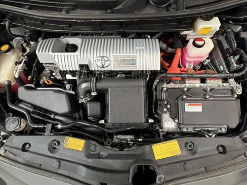 Used 2014 Toyota Prius Prime Plug-In Hybrid FWD image 21