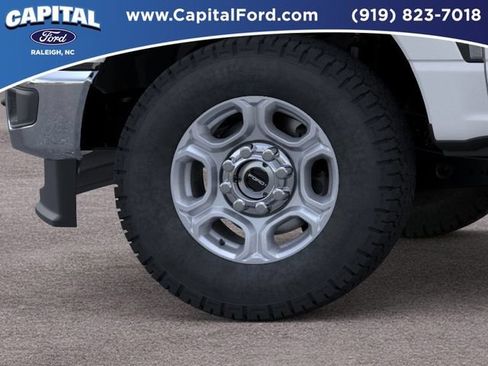 New 2026 Ford F250 XLT w/ XLT Premium Package AWD/4WD image 19