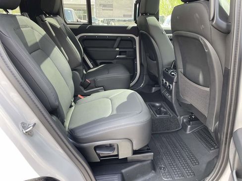 New 2026 Land Rover Defender 130 X-Dynamic SE AWD/4WD image 21