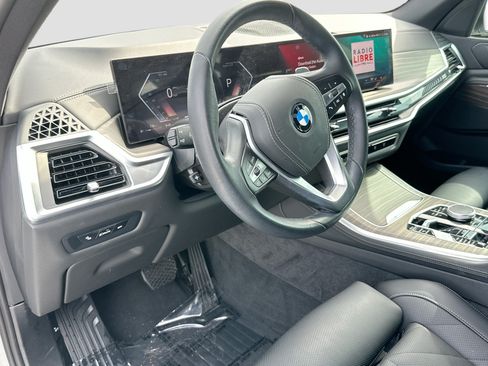 Certified 2025 BMW X5 sDrive40i w/ Parking Assistance Package RWD image 9