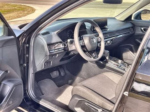 Used 2025 Honda Civic LX image 3