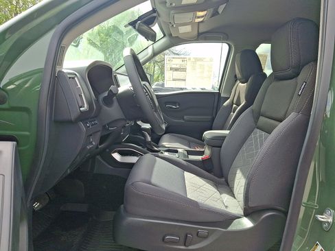 New 2026 Nissan Frontier SV AWD/4WD image 6