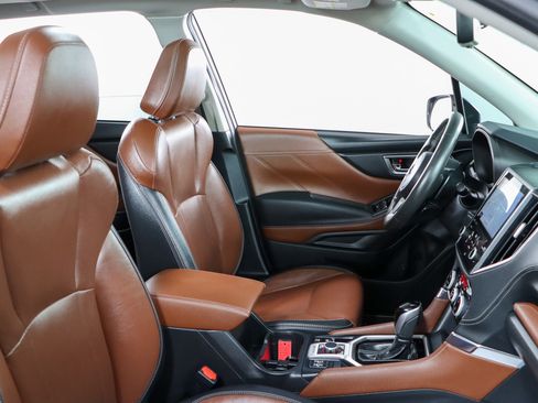 Used 2022 Subaru Forester Touring image 27