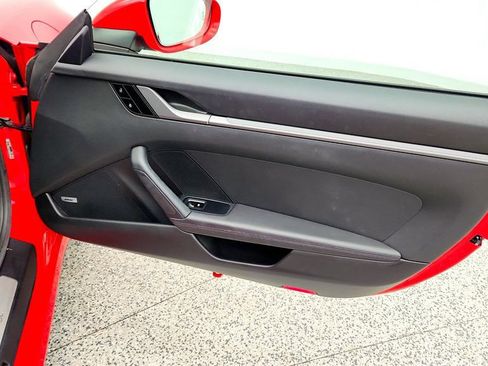 Used 2020 Porsche 911 Carrera RWD image 23