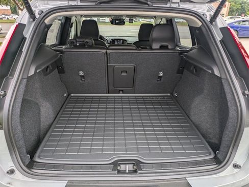 New 2025 Volvo XC40 B5 Core w/ Protection Package Premier image 13