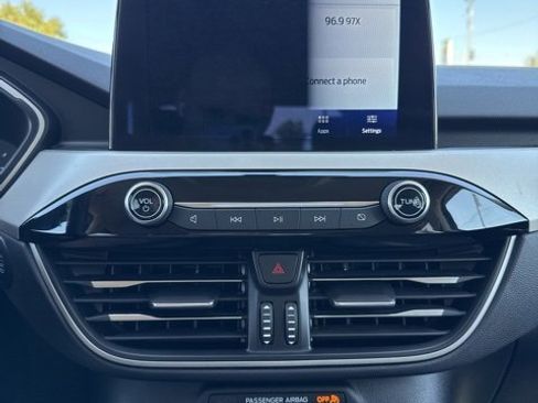 Used 2022 Ford Escape SE w/ Convenience Package image 17