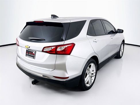 Used 2018 Chevrolet Equinox LS FWD image 29