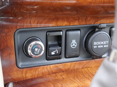 Used 2017 INFINITI QX80 4WD w/ Deluxe Technology Package image 50