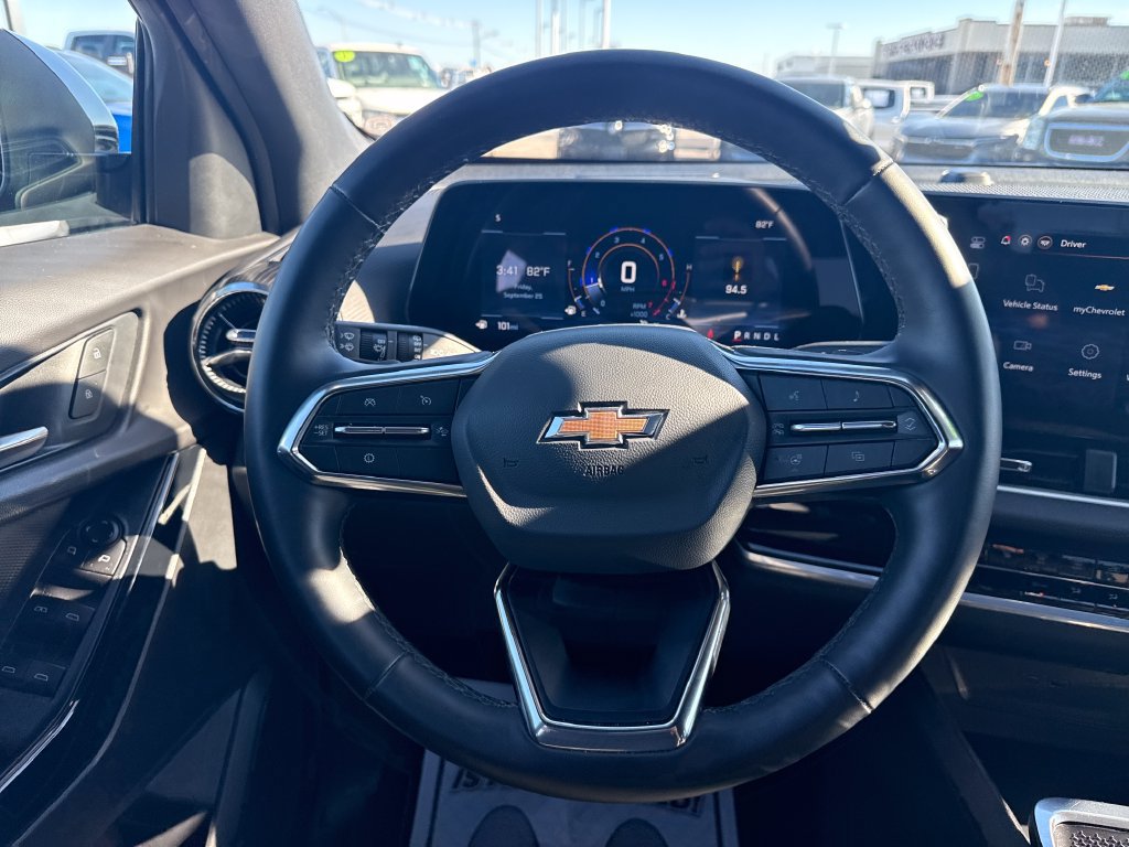 Used 2026 Chevrolet Equinox LT FWD image 17