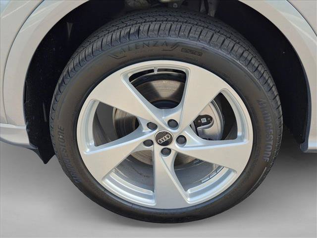 New 2026 Audi Q5 Premium AWD/4WD image 9