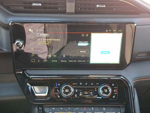 Used 2025 GMC Sierra 1500 AT4 w/ AT4 Premium Package image 17