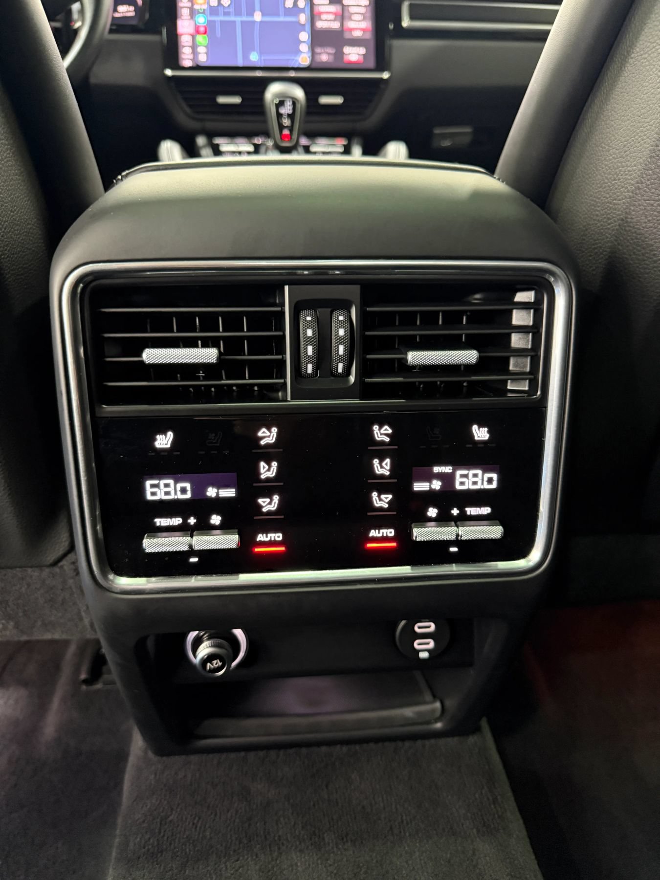 Used 2021 Porsche Cayenne GTS AWD/4WD image 38