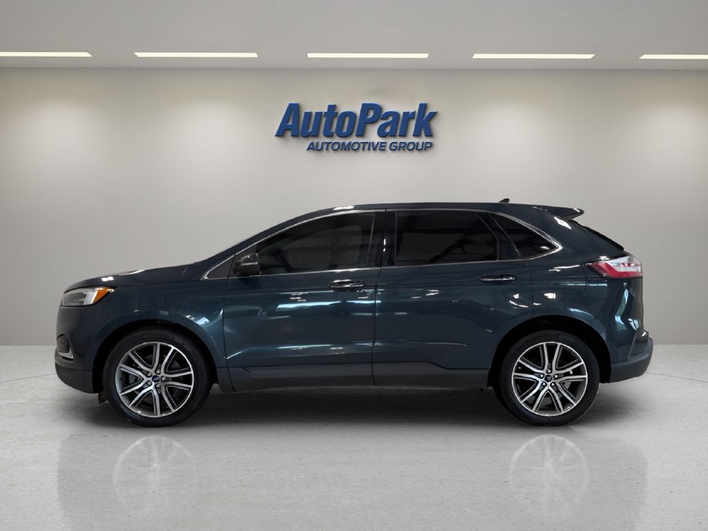 Used 2019 Ford Edge Titanium w/ Equipment Group 301A AWD/4WD image 7