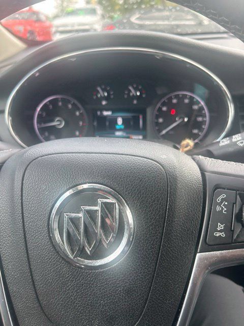 Used 2018 Buick Encore Preferred FWD image 1
