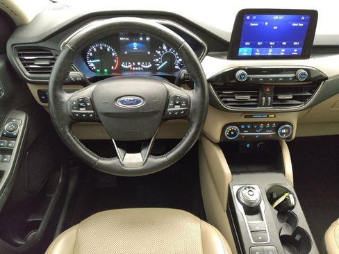 Used 2020 Ford Escape SEL FWD image 22