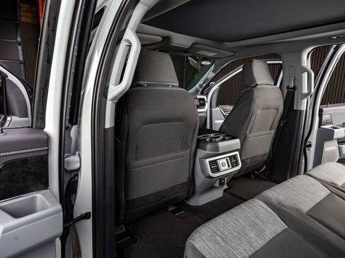 Used 2026 Ford F250 XLT w/ XLT Premium Package image 34