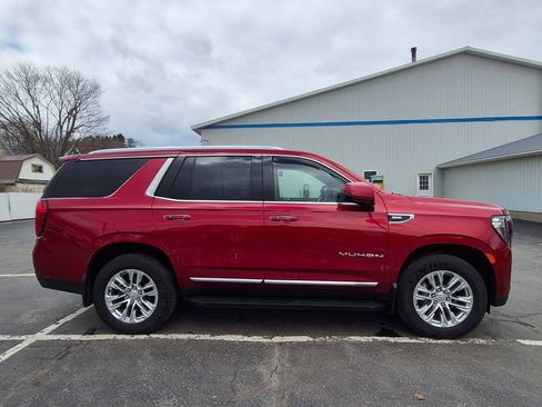 Used 2021 GMC Yukon SLT w/ SLT Luxury Package AWD/4WD image 4