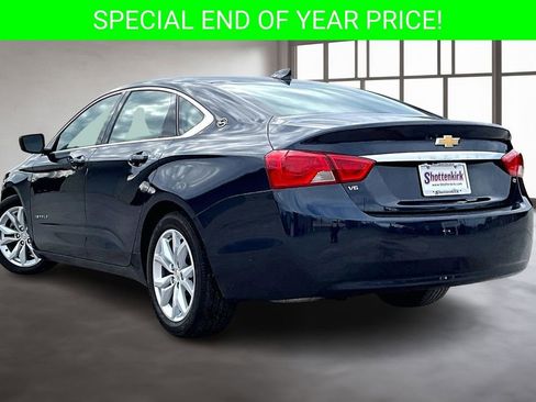 Used 2016 Chevrolet Impala LT w/ Convenience Package image 4