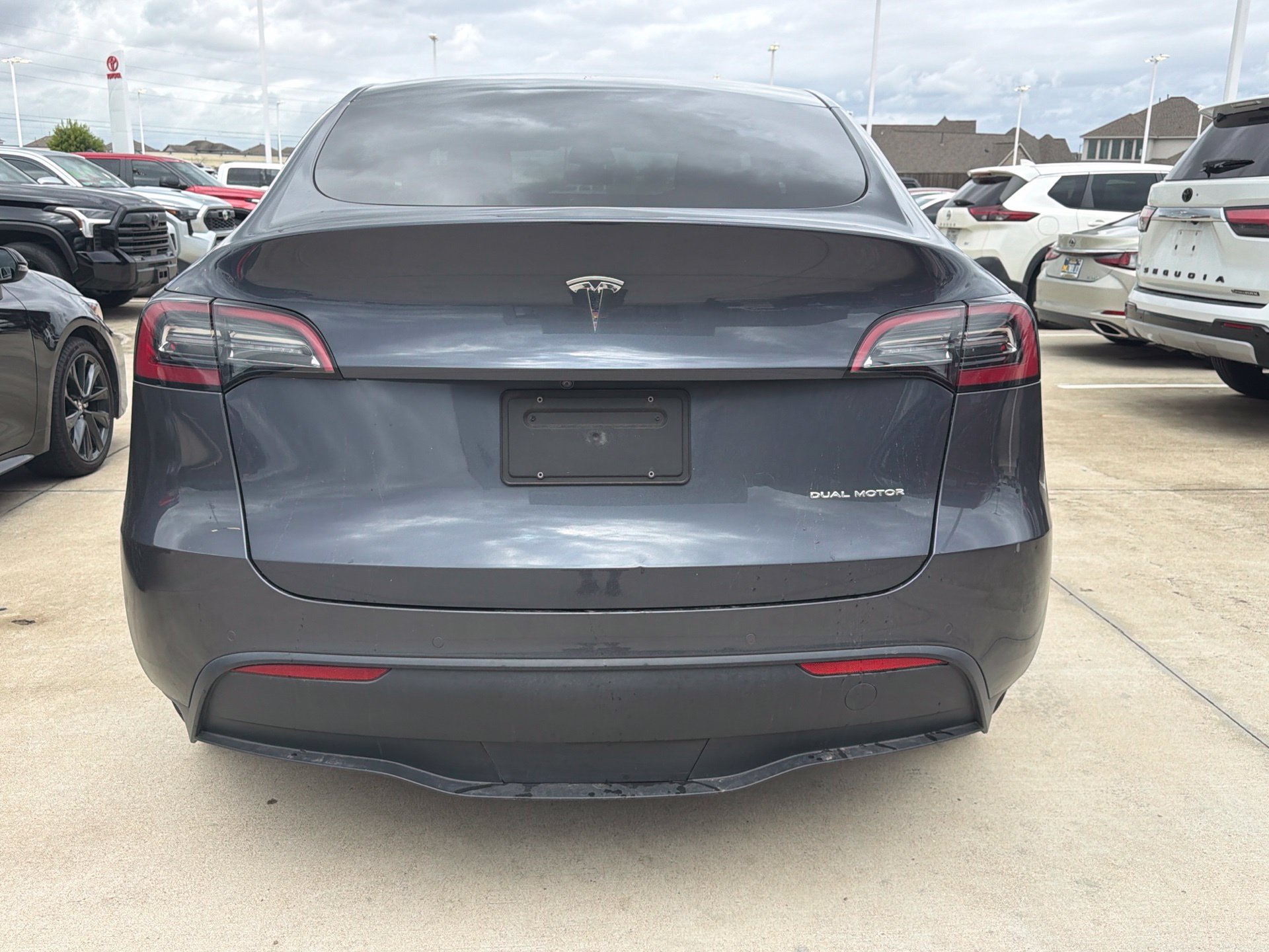 Used 2022 Tesla Model Y Long Range AWD/4WD image 4