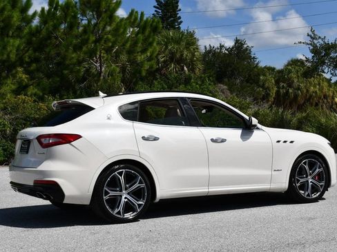 Used 2019 Maserati Levante S GranSport AWD/4WD image 6