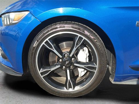Used 2017 Ford Mustang GT Premium RWD image 35