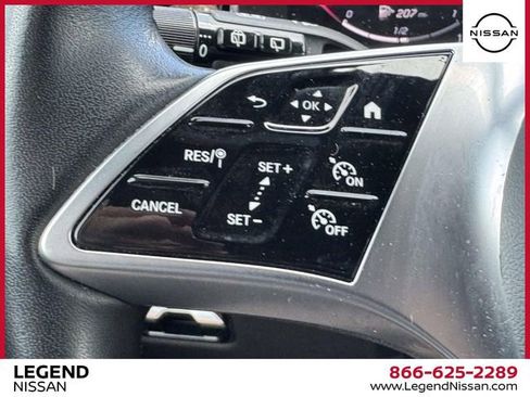 Used 2024 Mercedes-Benz GLC 300 4MATIC image 20