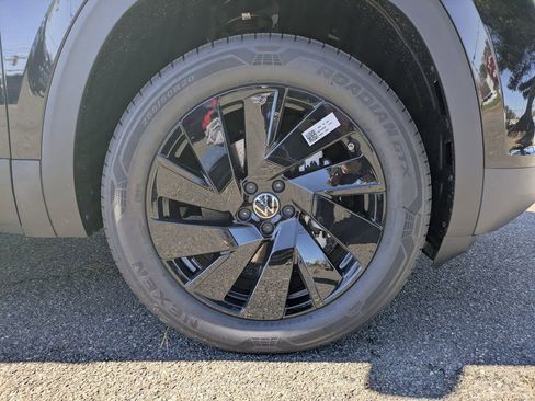 New 2026 Volkswagen Atlas SE AWD/4WD image 11