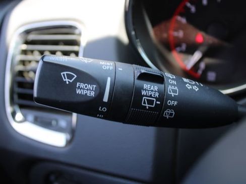 Used 2018 Dodge Durango GT w/ Premium Group AWD/4WD image 31