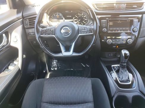 Used 2020 Nissan Rogue SV AWD/4WD image 20