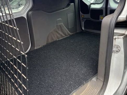 Used 2019 Ford Transit Connect XL image 3