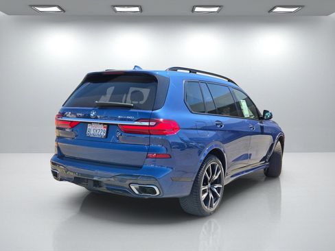 Used 2019 BMW X7 xDrive50i w/ Dynamic Handling Package AWD/4WD image 4