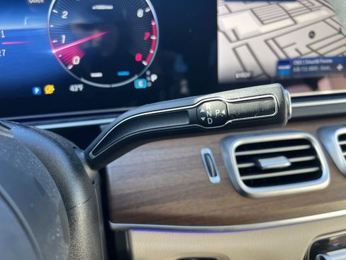 Used 2025 Mercedes-Benz GLE 350 4MATIC image 26