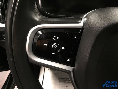 Used 2020 Volvo V90 T6 Cross Country image 46