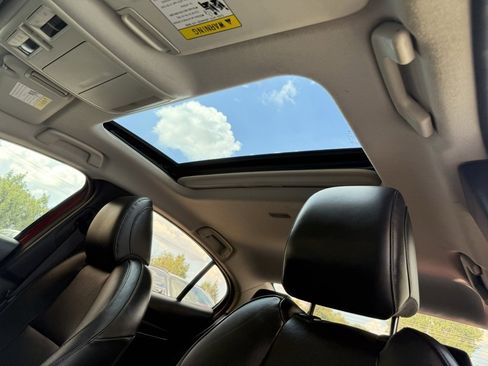 Used 2021 MAZDA MAZDA3 s image 16