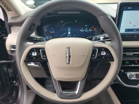 Certified 2023 Lincoln Corsair AWD w/ Equipment Group 101A image 14