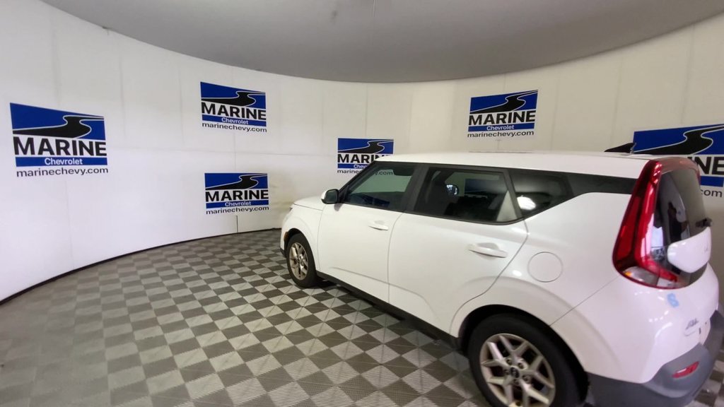 Used 2022 Kia Soul LX w/ Technology Package FWD image 8