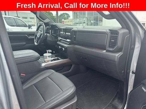 Used 2023 GMC Sierra 1500 SLT w/ SLT Premium Package AWD/4WD image 11