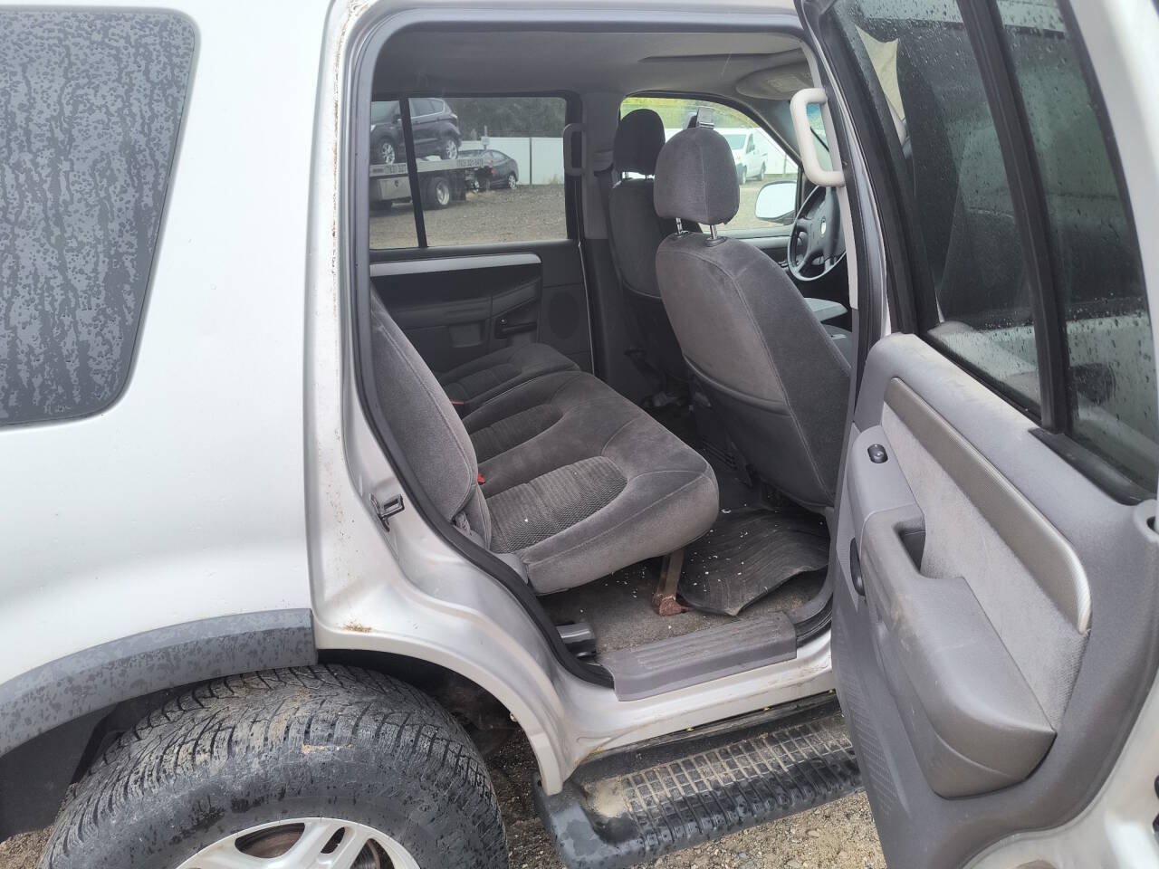 Used 2003 Ford Explorer XLT AWD/4WD image 25