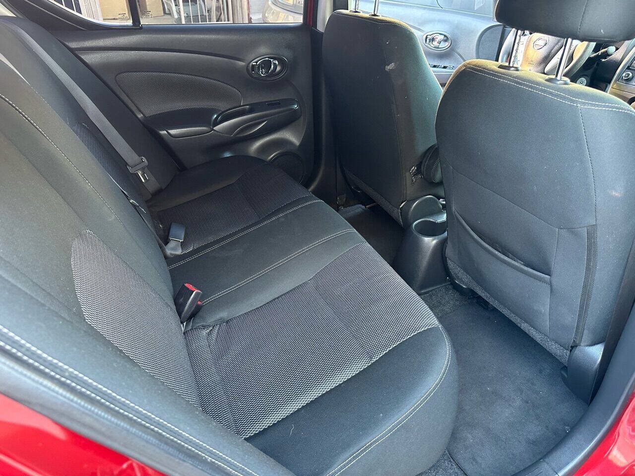 Used 2018 Nissan Versa SV FWD image 12