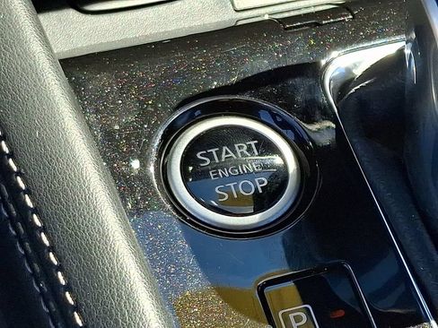 Certified 2023 Nissan Kicks SR w/ SR Premium Package FWD image 22